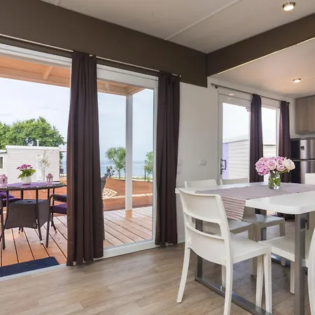 Mobile Homes Sunset Park za odmor Zambratija (Istria)