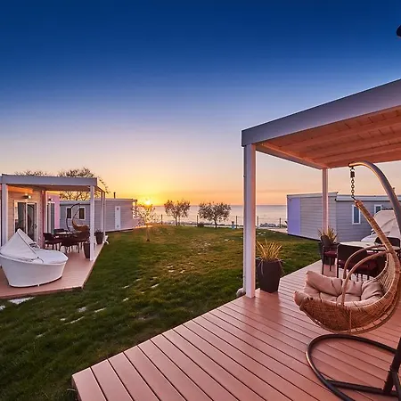 Mobile Homes Sunset 4*