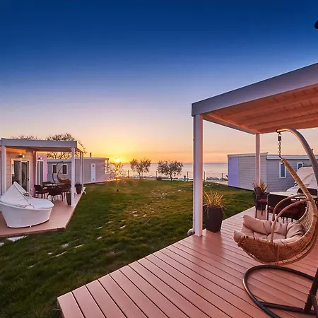 Mobile Homes Sunset 4*