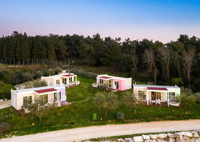 פארק נופש Mobile Homes Sunset 4*