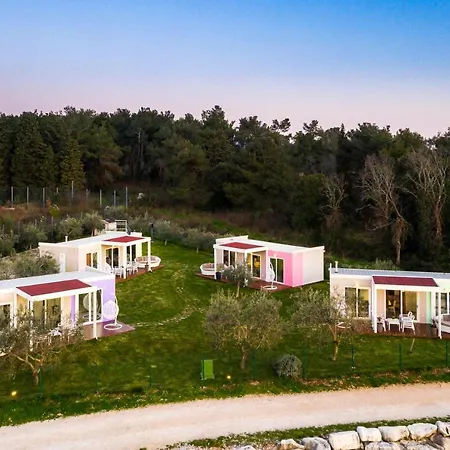 Holiday park Mobile Homes Sunset 4*